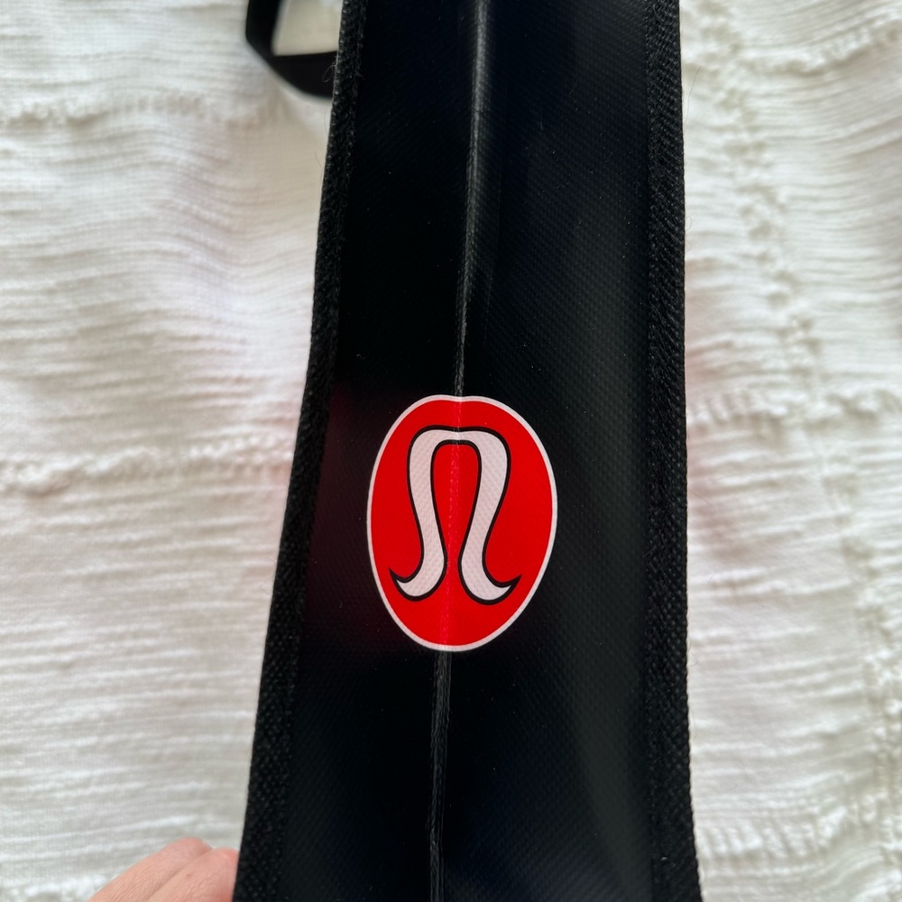 Lululemon bag - Picture 3 of 3